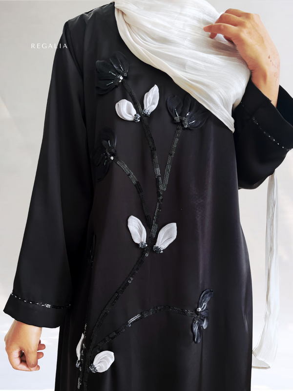 Noir Petal abaya - AD00565